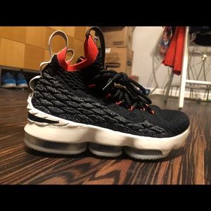 lebron 15s